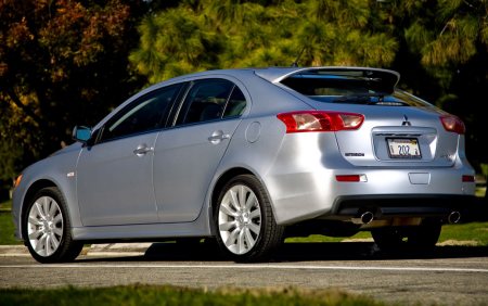 2010 mitsubishi-lancer-sportback-ralliart-2